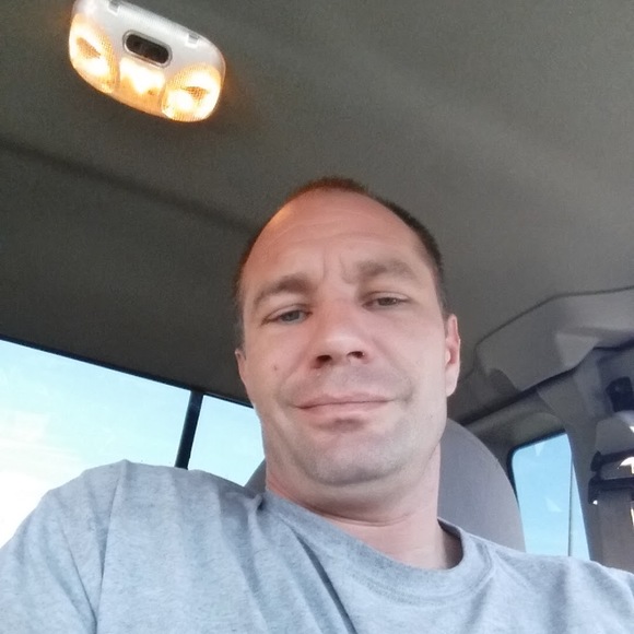 Meet your Posher, Chad - Picture 1 of 1